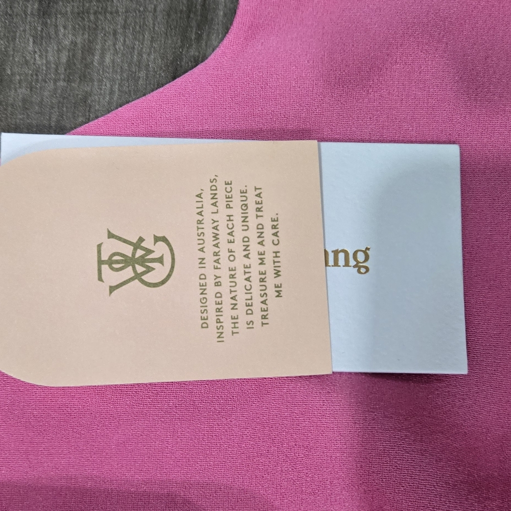 Pink Keyhole Mini Dress - Picture 4 of 6